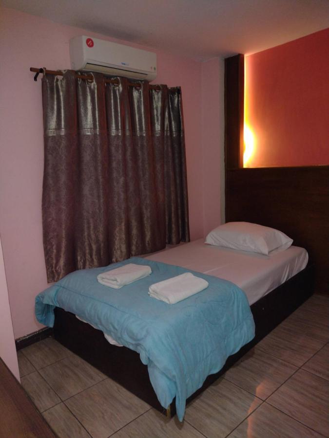 Friendly Hostel - Dmk Airport เฟรนด์ลี่ โฮสเทล ดอนเมือง Bangkok Bagian luar foto