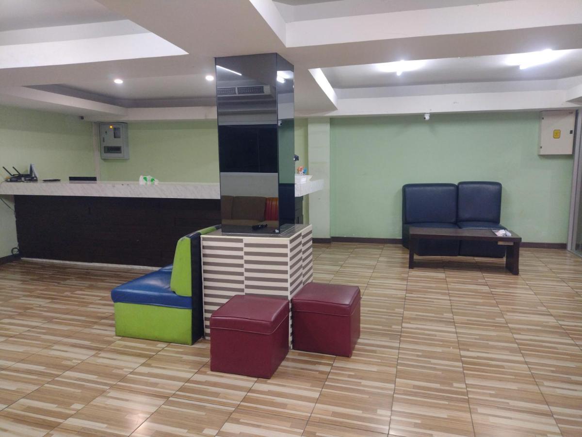 Friendly Hostel - Dmk Airport เฟรนด์ลี่ โฮสเทล ดอนเมือง Bangkok Bagian luar foto