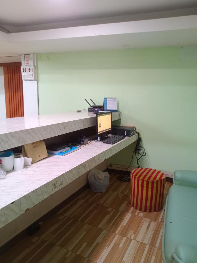 Friendly Hostel - Dmk Airport เฟรนด์ลี่ โฮสเทล ดอนเมือง Bangkok Bagian luar foto
