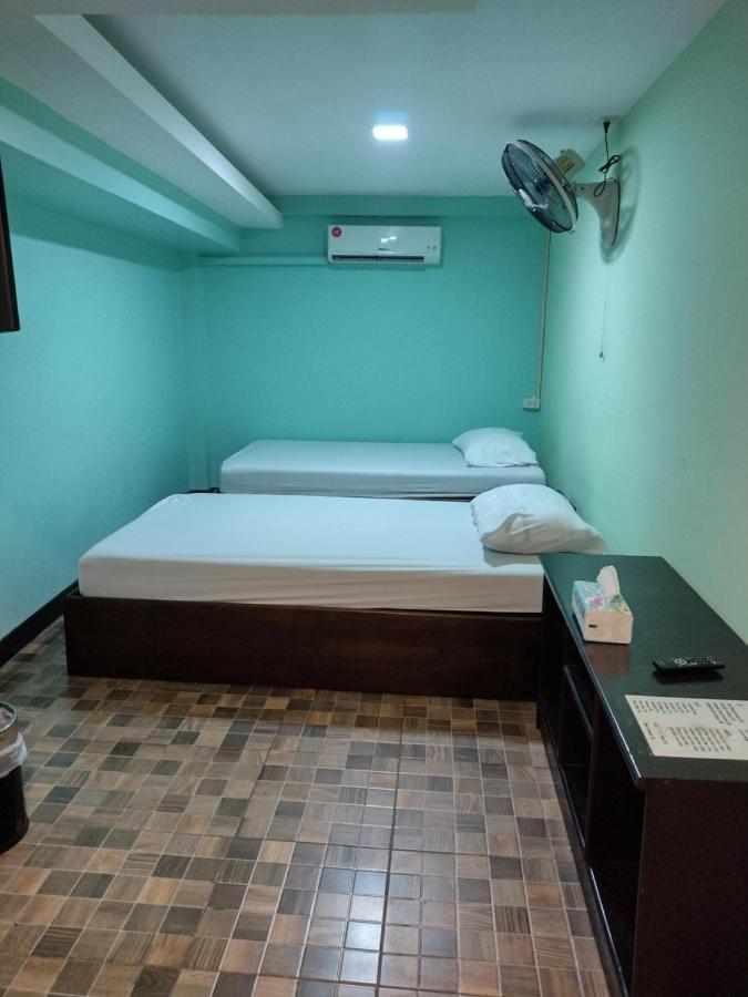 Friendly Hostel - Dmk Airport เฟรนด์ลี่ โฮสเทล ดอนเมือง Bangkok Bagian luar foto